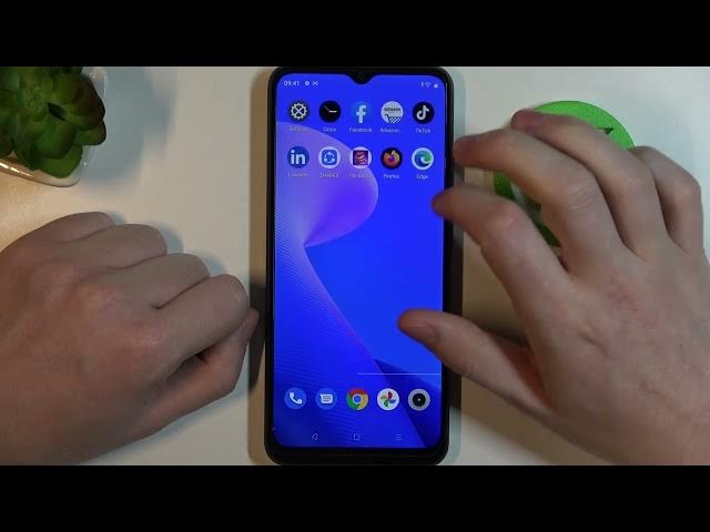 Video thumbnail for How to Fix the Your Clock is Behind Network Issue on the REALME C30