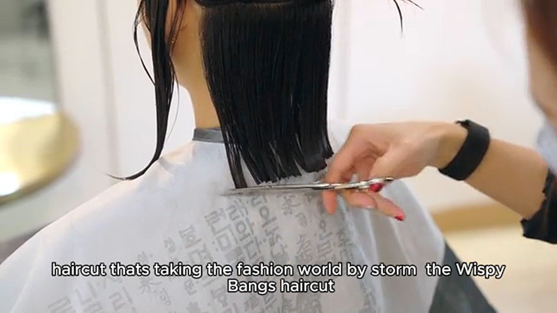 Video thumbnail for Wispy Bangs haircut