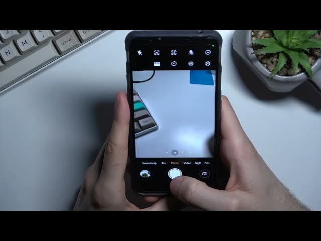 Video thumbnail for NUBIA Red Magic 7 - How To Take Burst Shot