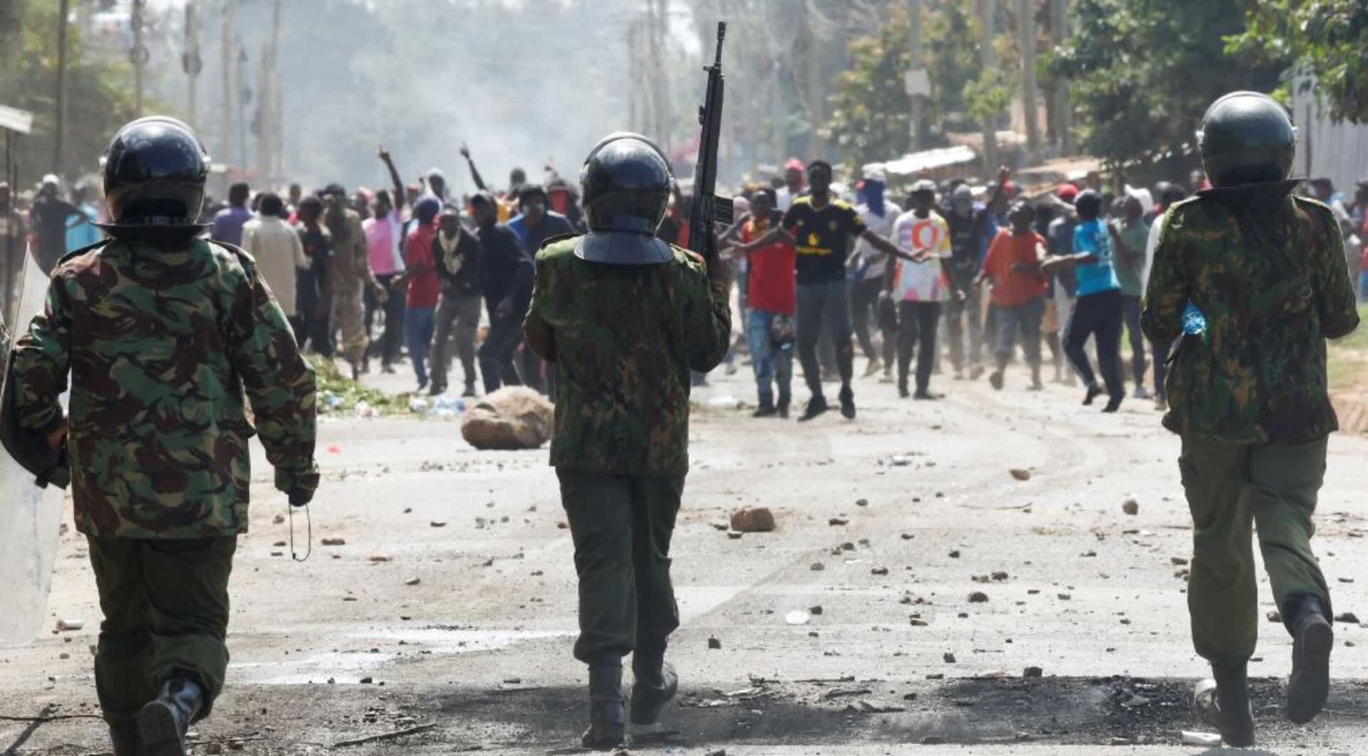 Video thumbnail for One killed as hundreds protest in Kenya against US Ebola quarantine centre