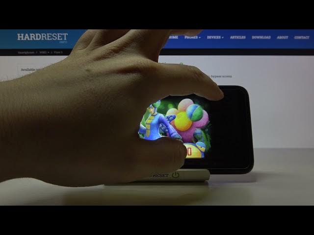 Video thumbnail for Battle Royale Gameplay on Wiko View 3 – PubG Quality Checkup