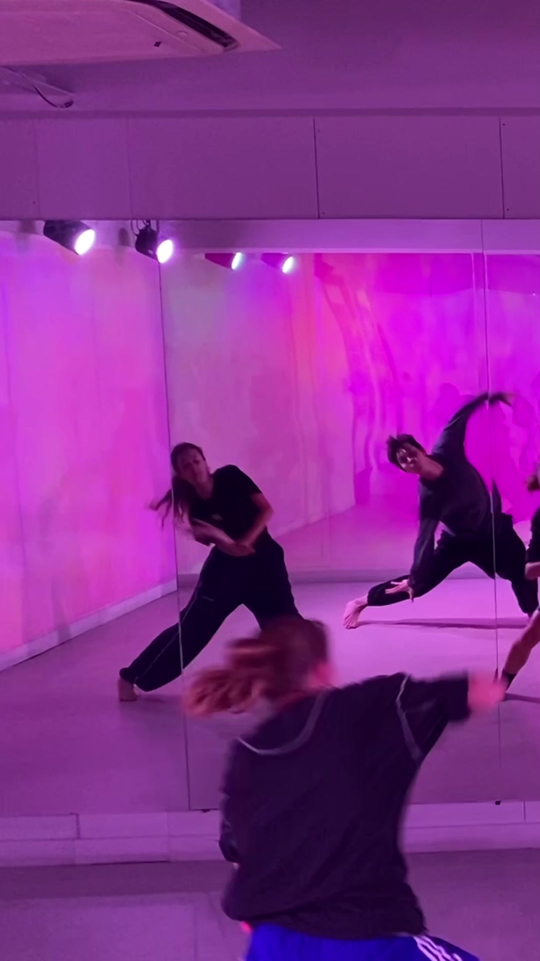 Video thumbnail for Contemporary