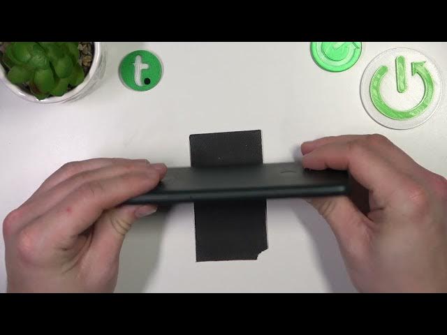 Video thumbnail for Does the GOOGLE Pixel 5a Phone Have an SD Card Slot? Let's Figure Out!