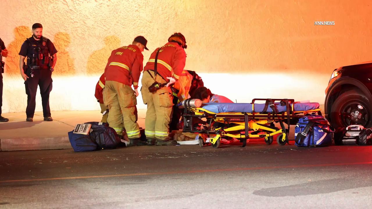 Video thumbnail for US, Bakersfield: Bakersfield Pedestrian Injured in Hit-and-Run Near Chico and Baker Streets.