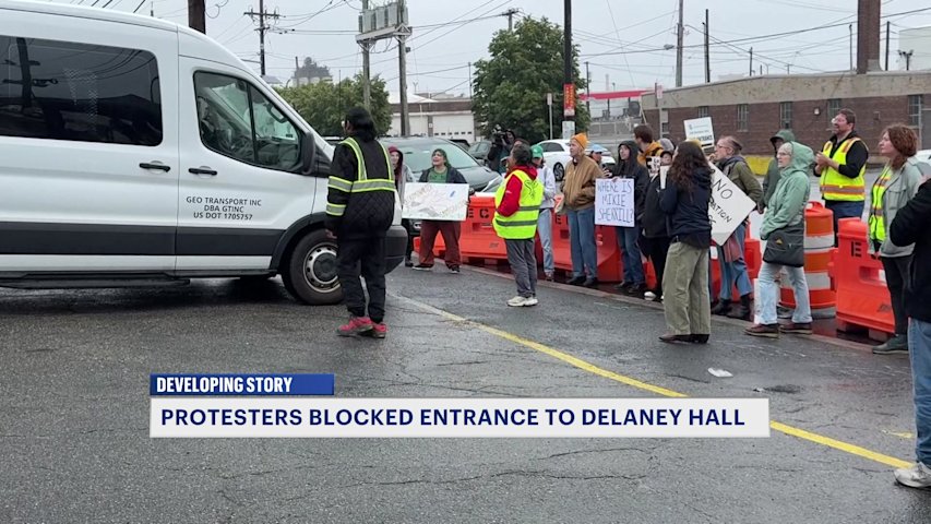 Video thumbnail for Protesters rally through weekend as federal officials return to Delaney Hall detention center