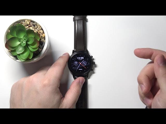 Video thumbnail for How to Customize Shortcut Buttons in FOSSIL Carlyle GEN 5 – Assign Apps