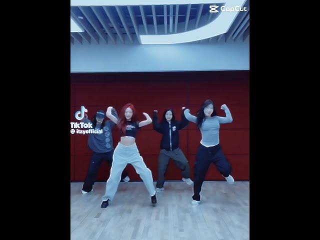 Video thumbnail for Please Lia come back