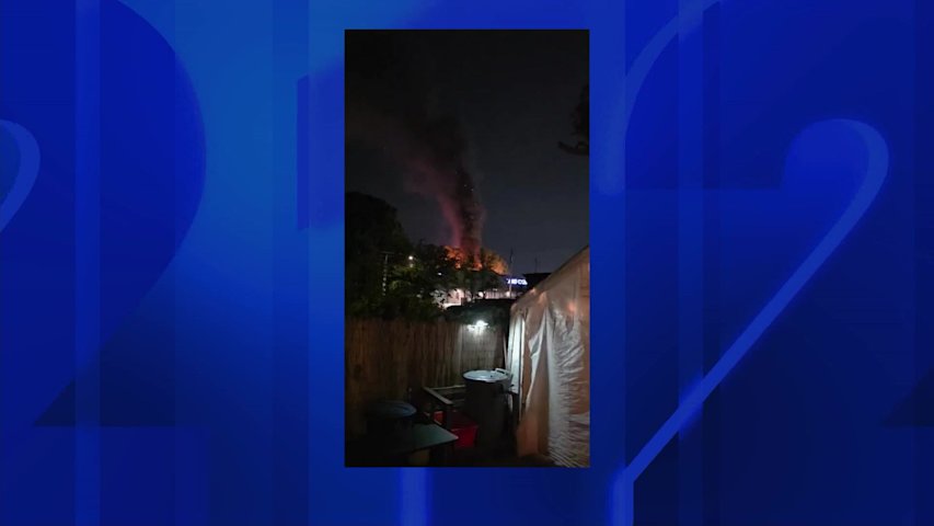 Video thumbnail for 2 firefighters injured in Lakeview garage blaze