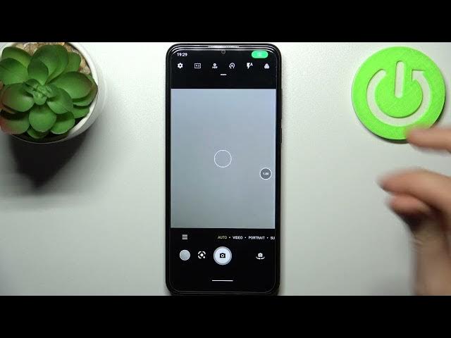 Video thumbnail for TCL 306 - How To Change Camera Picture Size