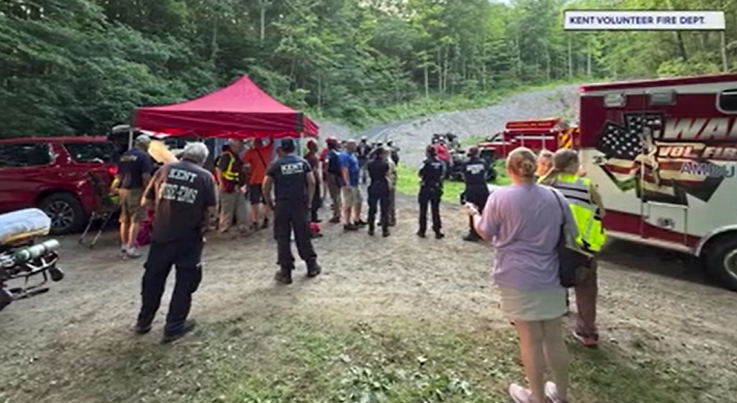 Video thumbnail for Massive rescue effort launched for injured hiker in Kent
