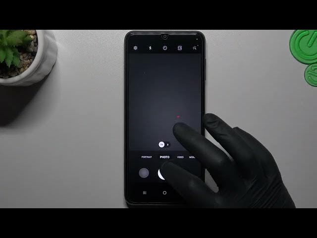 Video thumbnail for How to Change the Camera Aspect Ratio on the SAMSUNG Galaxy A04S