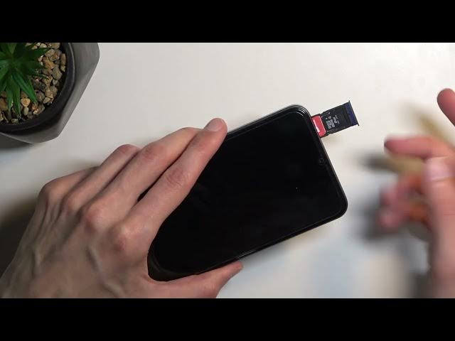 Video thumbnail for How to Put SIM and SD Card into VIVO Y16 - Nano SIM and Micro SD Installation