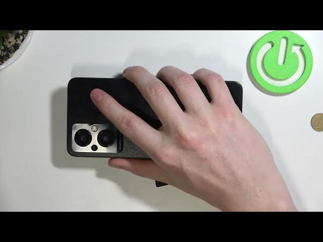 Video thumbnail for Oppo Reno 7 Lite - Hand Size Comparison