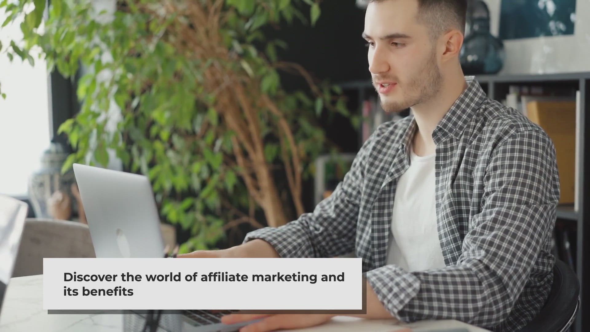Video thumbnail for Unlocking the Secrets of Affiliate Marketing: Earn Money in Your Sleep!
