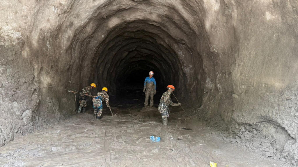 Video thumbnail for Nepal races to find hundreds stuck in hydropower tunnels following floods