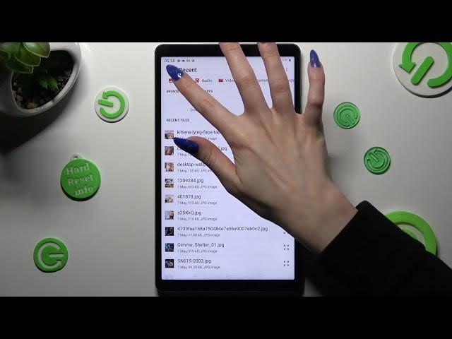 Video thumbnail for How to Add Pictures To Your Text Message on Realme Pad Mini?