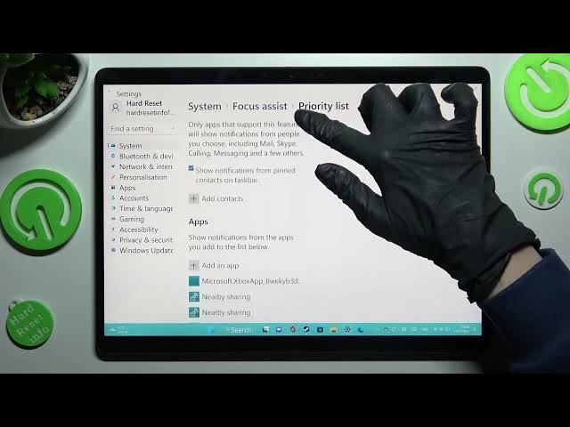 Video thumbnail for MICROSOFT SURFACE PRO X - How To Enable & Disable App Notifications