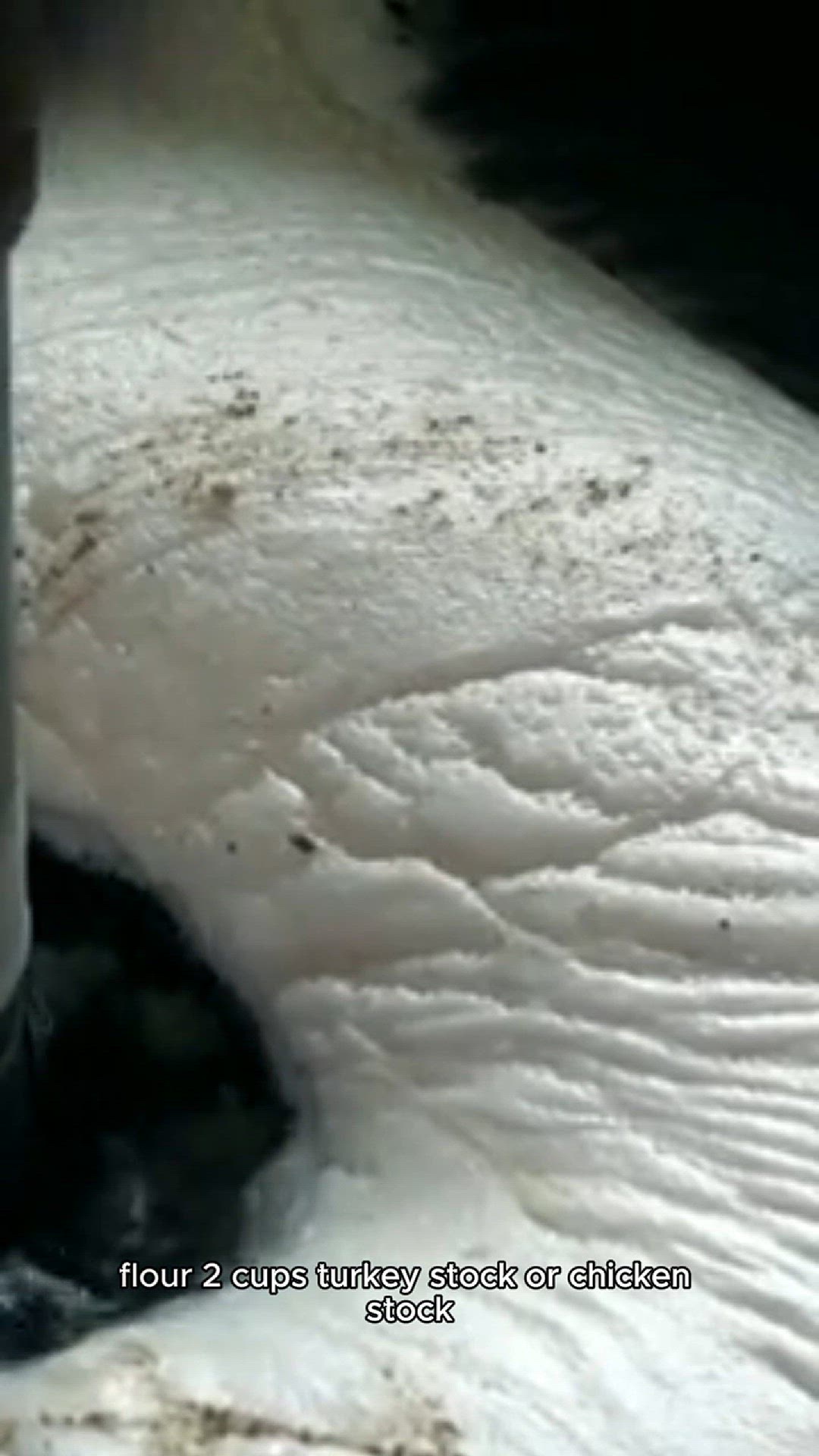 Video thumbnail for turkey gravy recipe