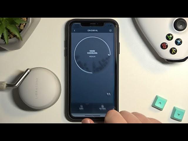 Video thumbnail for How to Perform Factory Reset on Libratone Q Adapt?