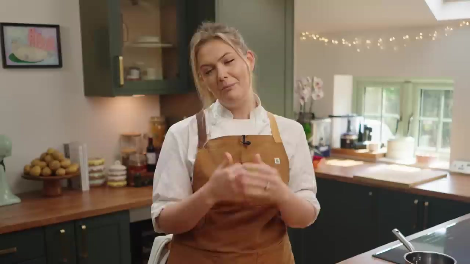 Video thumbnail for Let s make the World s most decadent potato(720P HD)