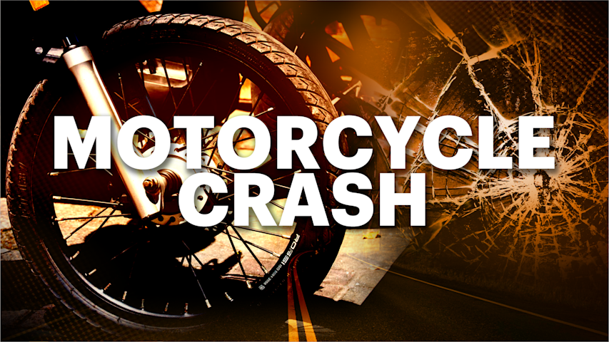 Video thumbnail for Motorcyclist fatally crashes into road divider in Centereach