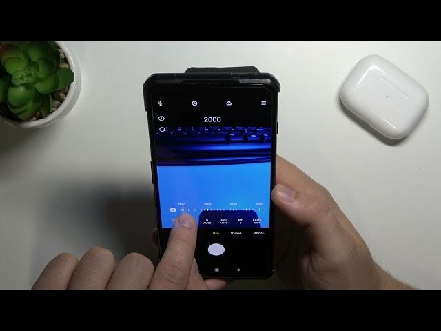 Video thumbnail for Camera Pro Mode on XIAOMI Black Shark 4 – Go Through Advanced Camera Options