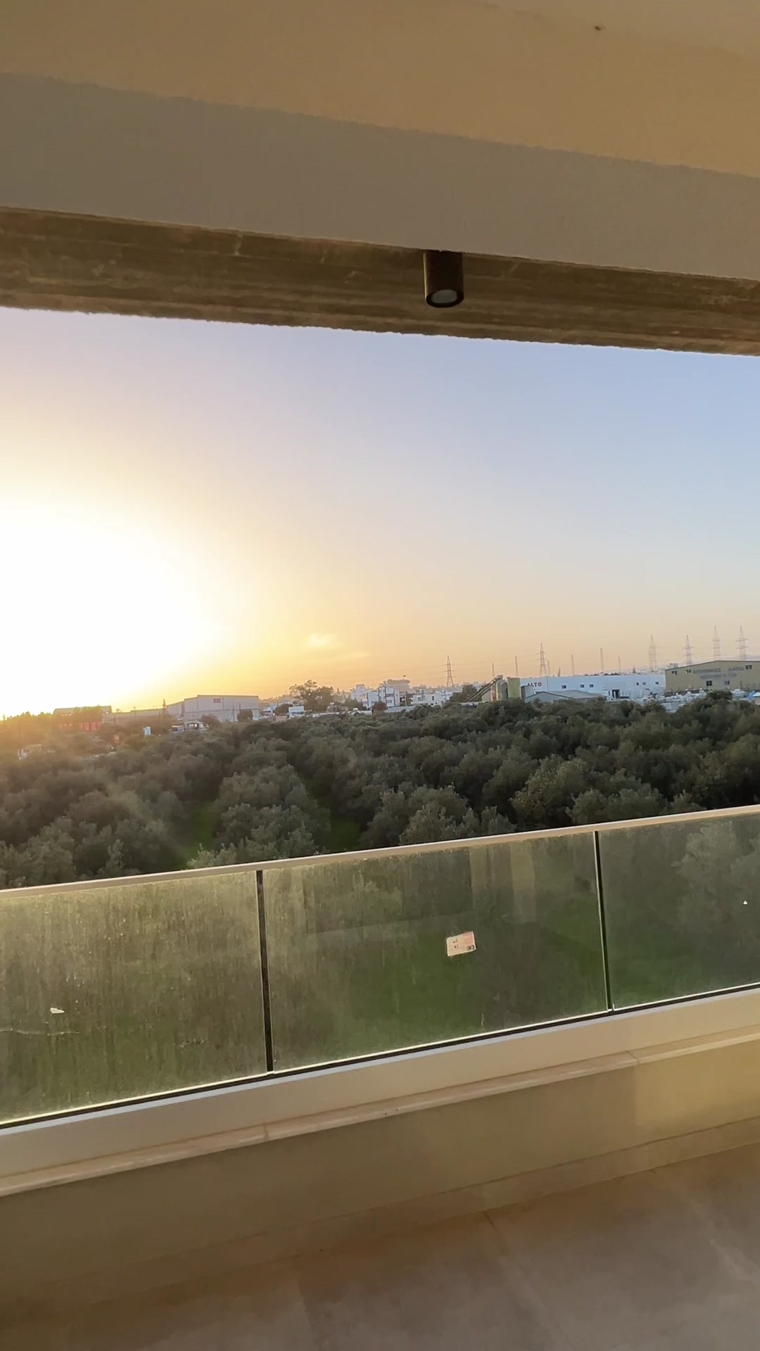 Video thumbnail for A991BC04 4CFD 4E08 A04D 34DF98655646