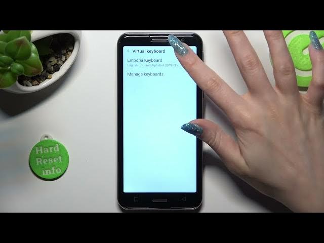 Video thumbnail for How to Turn On/Off Auto Correction on EMPORIA Smart 5? - Manage Word Correction