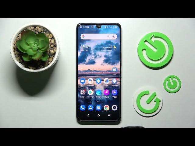 Video thumbnail for How to Enter the One Handed Mode on the TCL 30