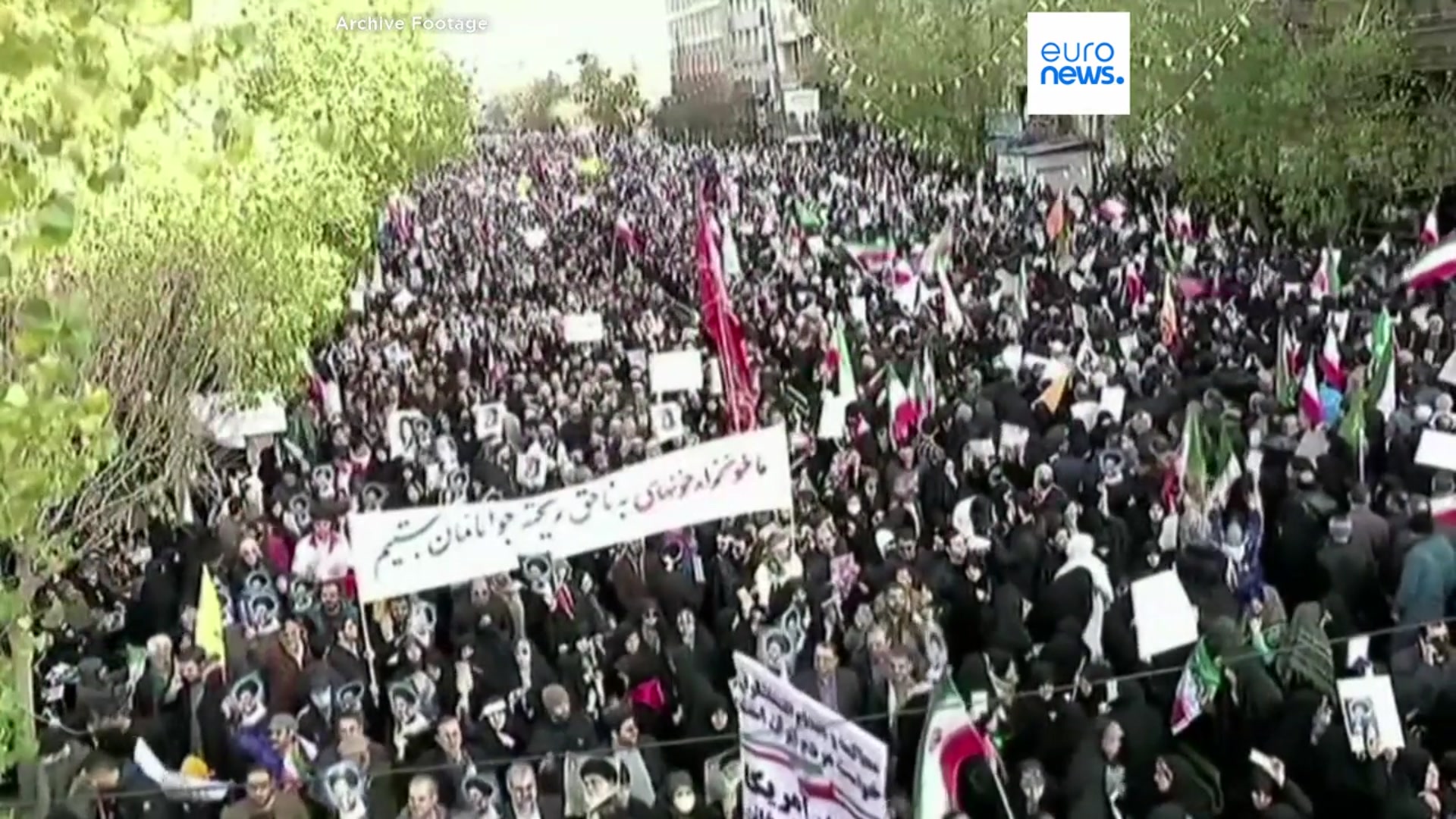 Video thumbnail for Iran wary of diplomacy with the US amid reports of planned ground offensive