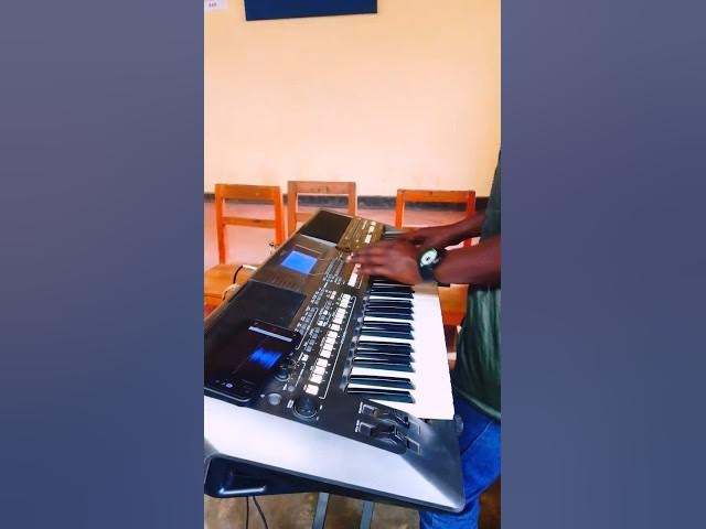 Video thumbnail for PSR670 YAMAHA TESTING VOICES,🎹🔥🔥🔥🔥