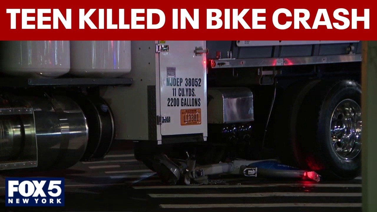 Video thumbnail for 15-year-old girl killed in bicycle crash with commercial vehicle in Manhattan