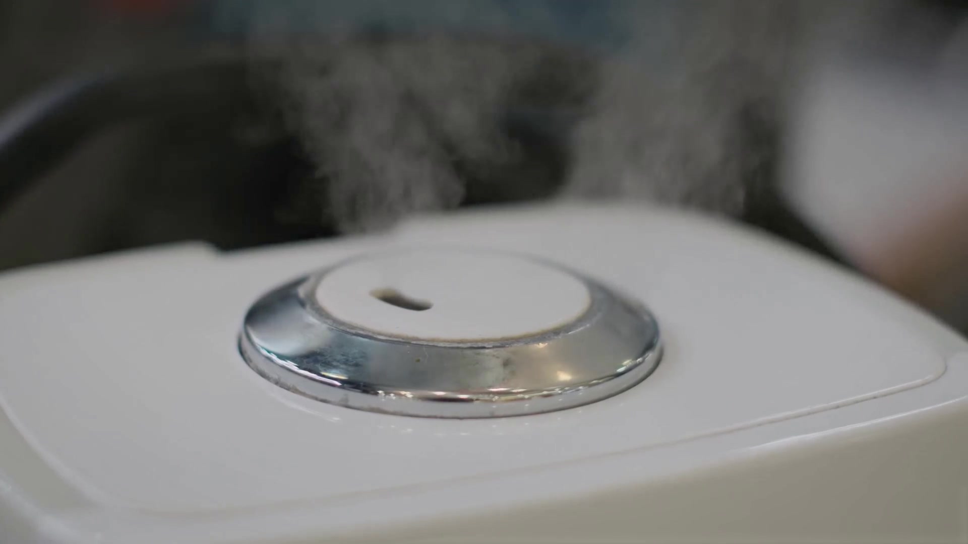 Video thumbnail for Can You Use a Humidifier With Well Water? (Hard Water Problems Explained)