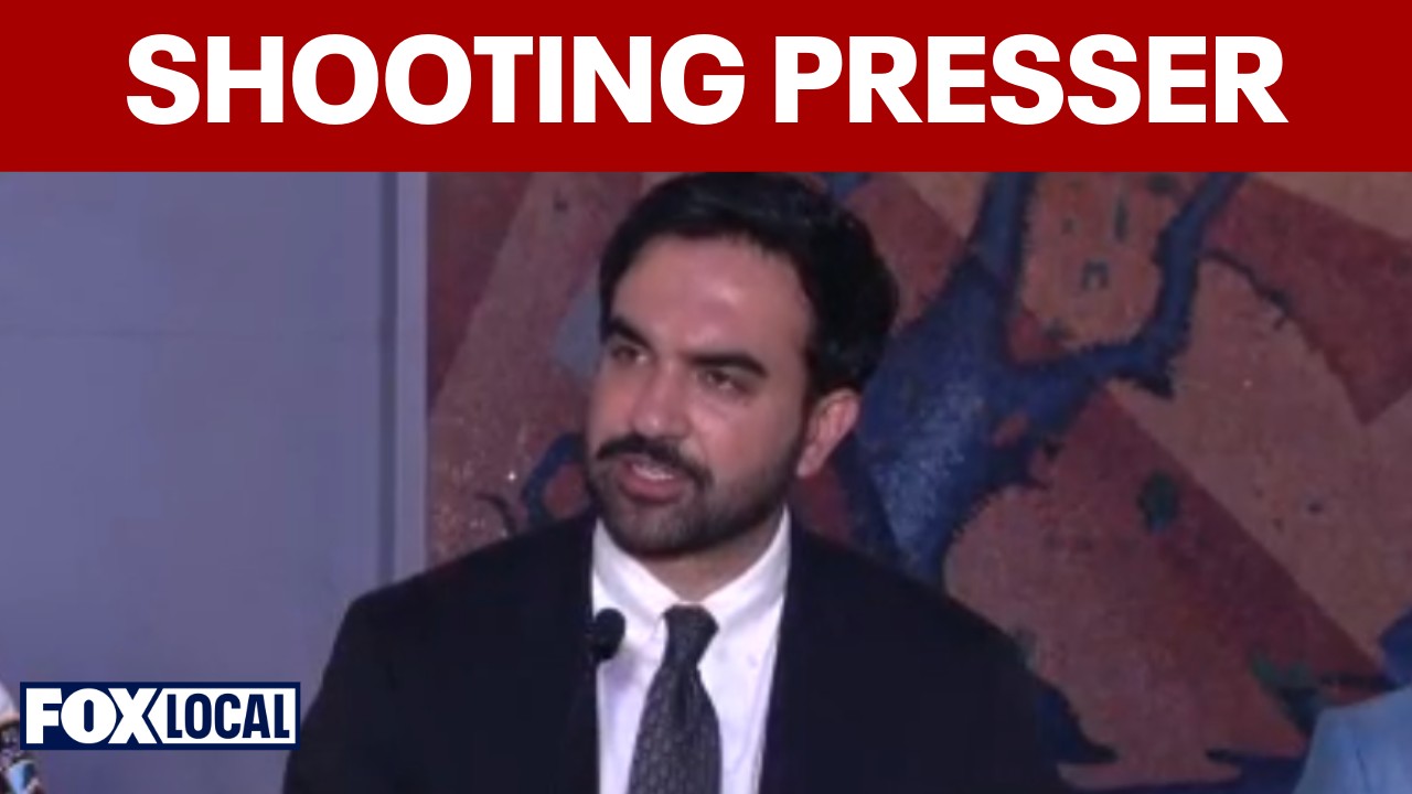 Video thumbnail for FULL: Woman stabs 2 in Times Square before being fatally shot by police