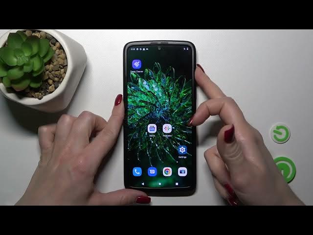 Video thumbnail for Motorola Razr 2022 - How To Enable & Disable Silent Mode