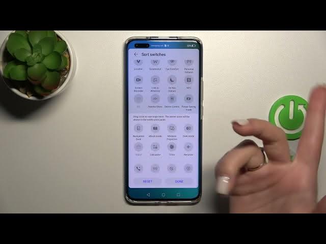 Video thumbnail for How To Customize Notification Panel Shortcuts In HONOR Magic4 Pro