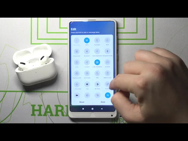 Video thumbnail for How to Customize Notification Bar Icons – Shortcut Menu on XIAOMI Mi Mix 2S