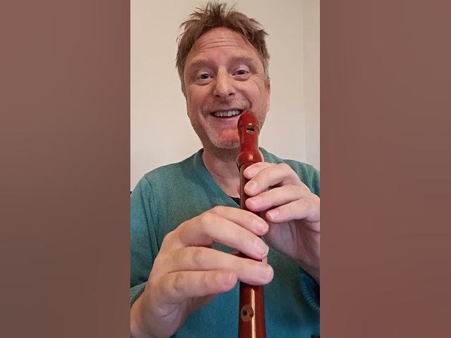 Video thumbnail for Ornamentation in Irish Recorder Playing - Cranns on Low D