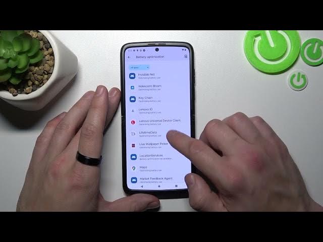 Video thumbnail for Motorola Razr 2022 - How To Add Internet Speed Indicator To Status Bar