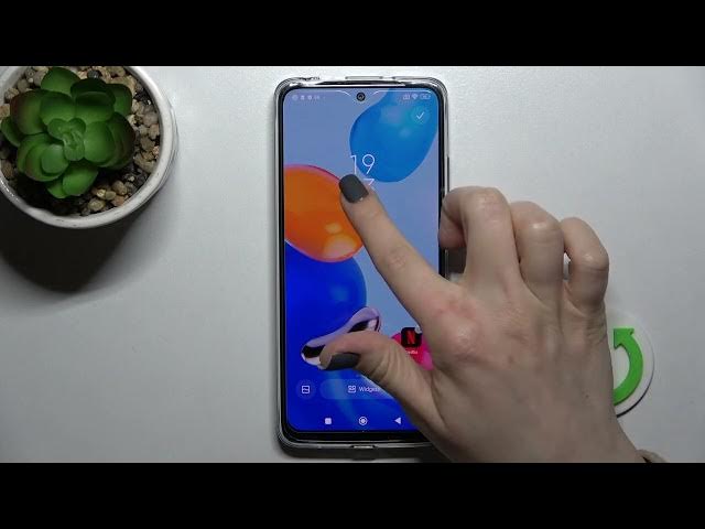 Video thumbnail for How to Add & Remove Home Screen Widgets on REDMI Note 11