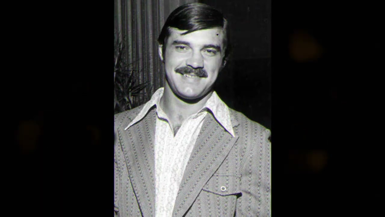 Video thumbnail for Greatest Sports Legends Then and Now - Greg Murphy quizzed on his Sports Knowledge