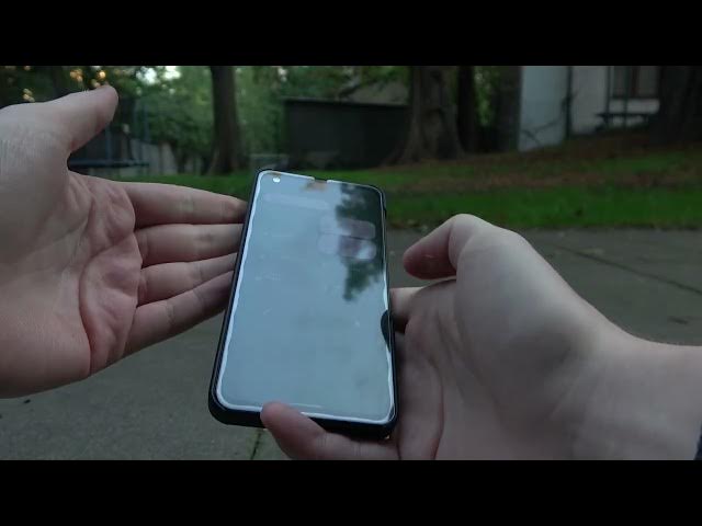 Video thumbnail for How Bright the Screen in ASUS Zenfone 9 Is? – Outside Display Brightness
