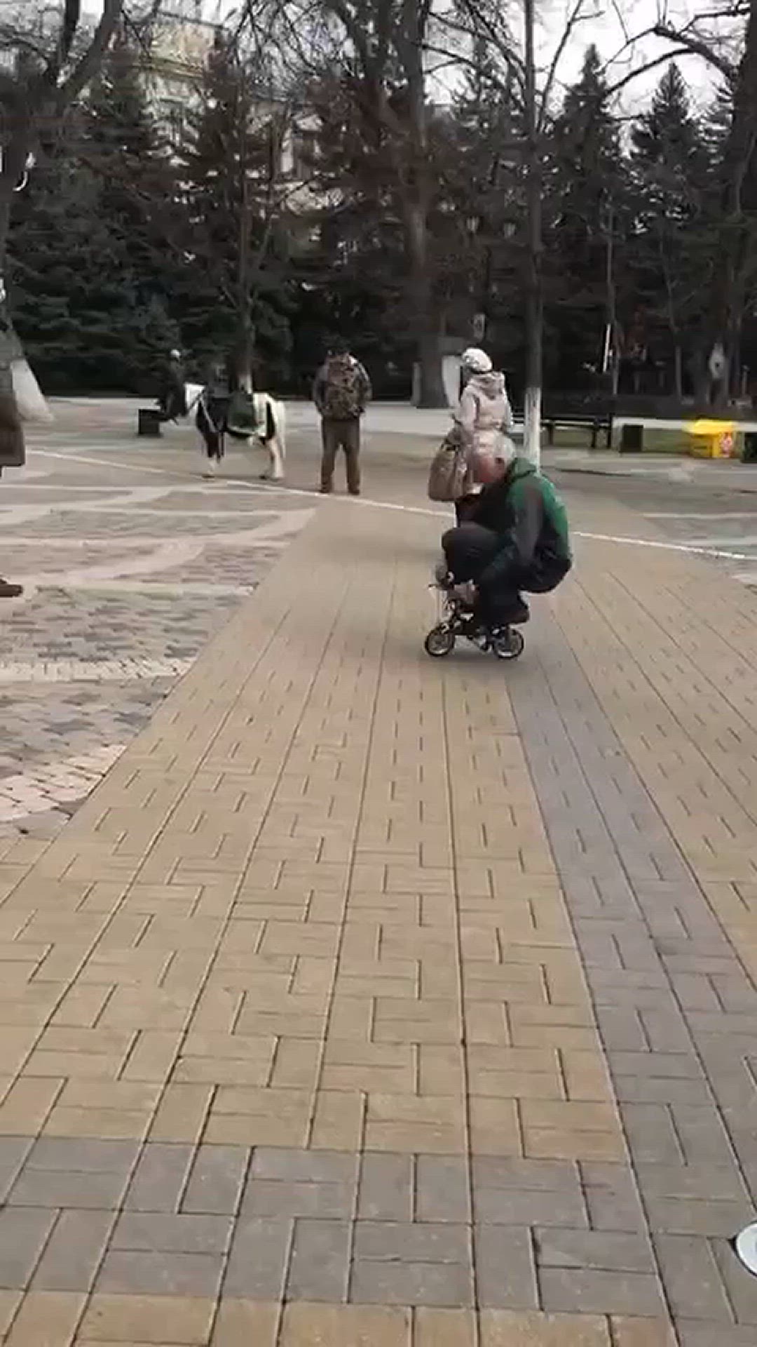 Video thumbnail for 1000025572