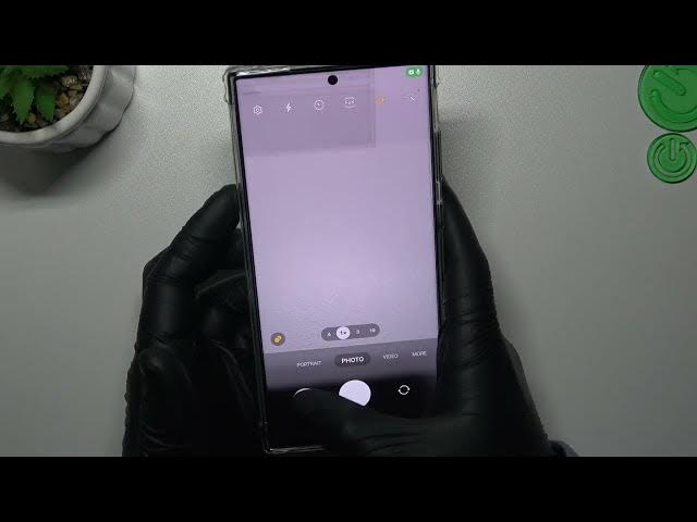 Video thumbnail for How to Take Burst Shot on Samsung Galaxy S23 Ultra - Take Series of Pictures