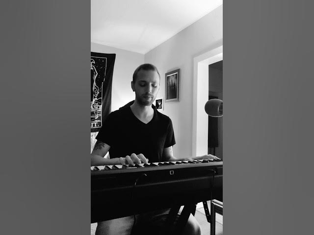 Video thumbnail for DAYDREAMING by Radiohead