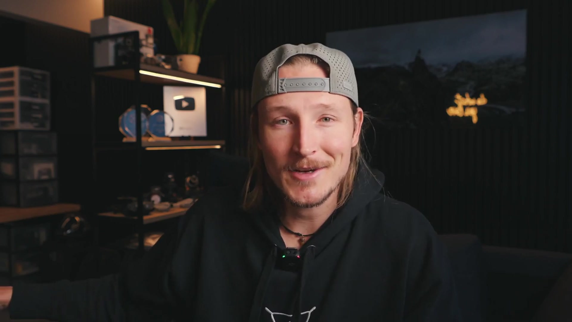 'Video thumbnail for I Built my Dream Office ( Filmmaker Edition)'