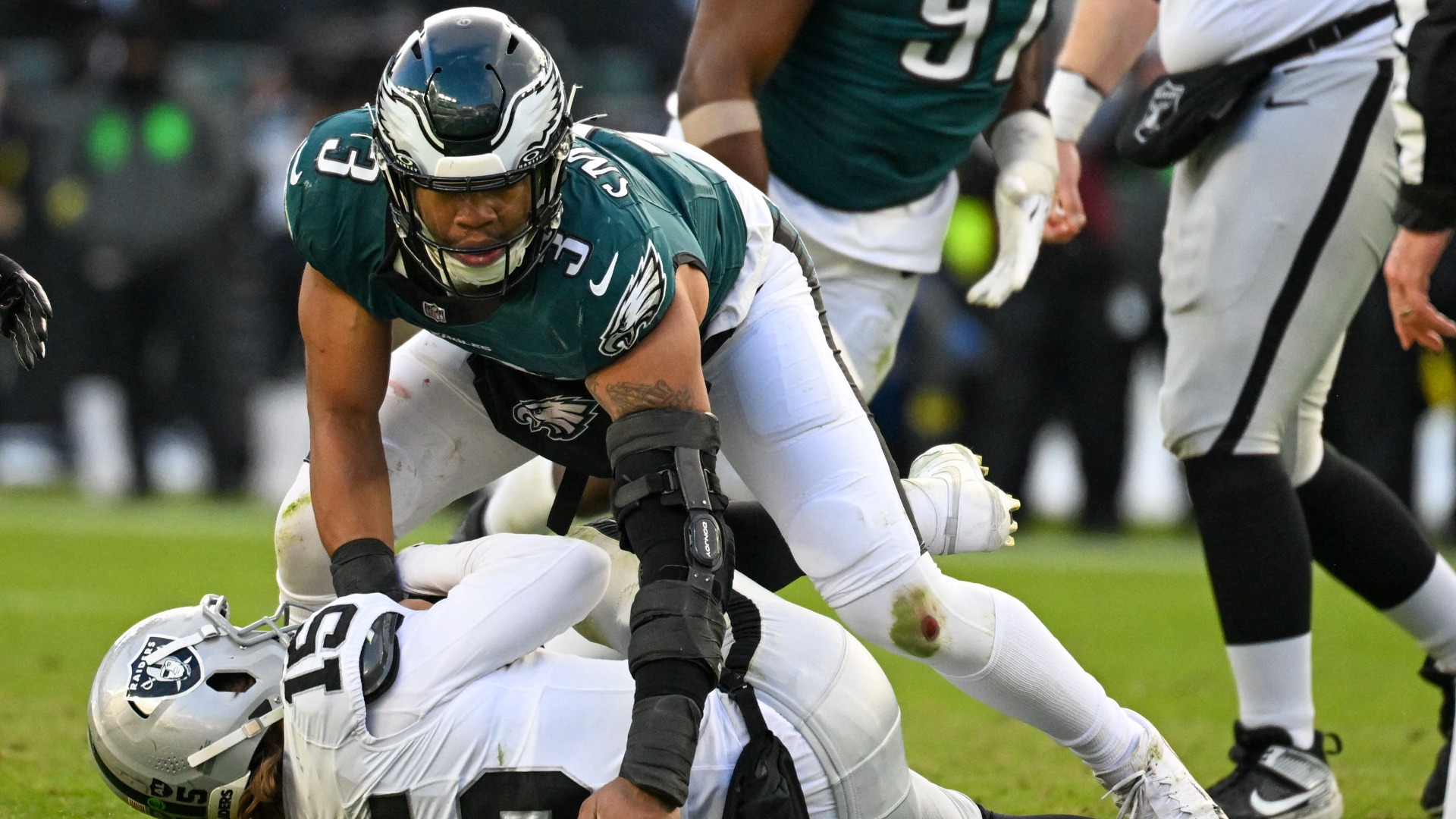 Video thumbnail for Eagles DE Nolan Smith Arrested, Potentially Affecting Season
