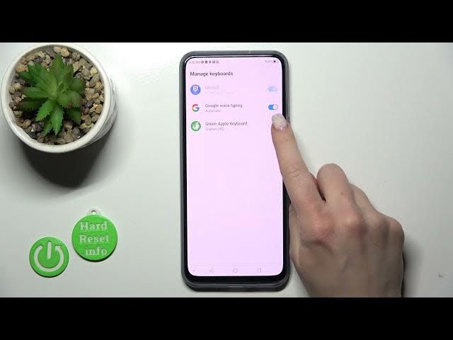 Video thumbnail for How to Install iPhone Keyboard on ZTE AXON 20 – Green Apple Keyboard App