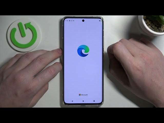Video thumbnail for MOTOROLA Edge 30 Fusion - How To Install Microsoft Edge Browser