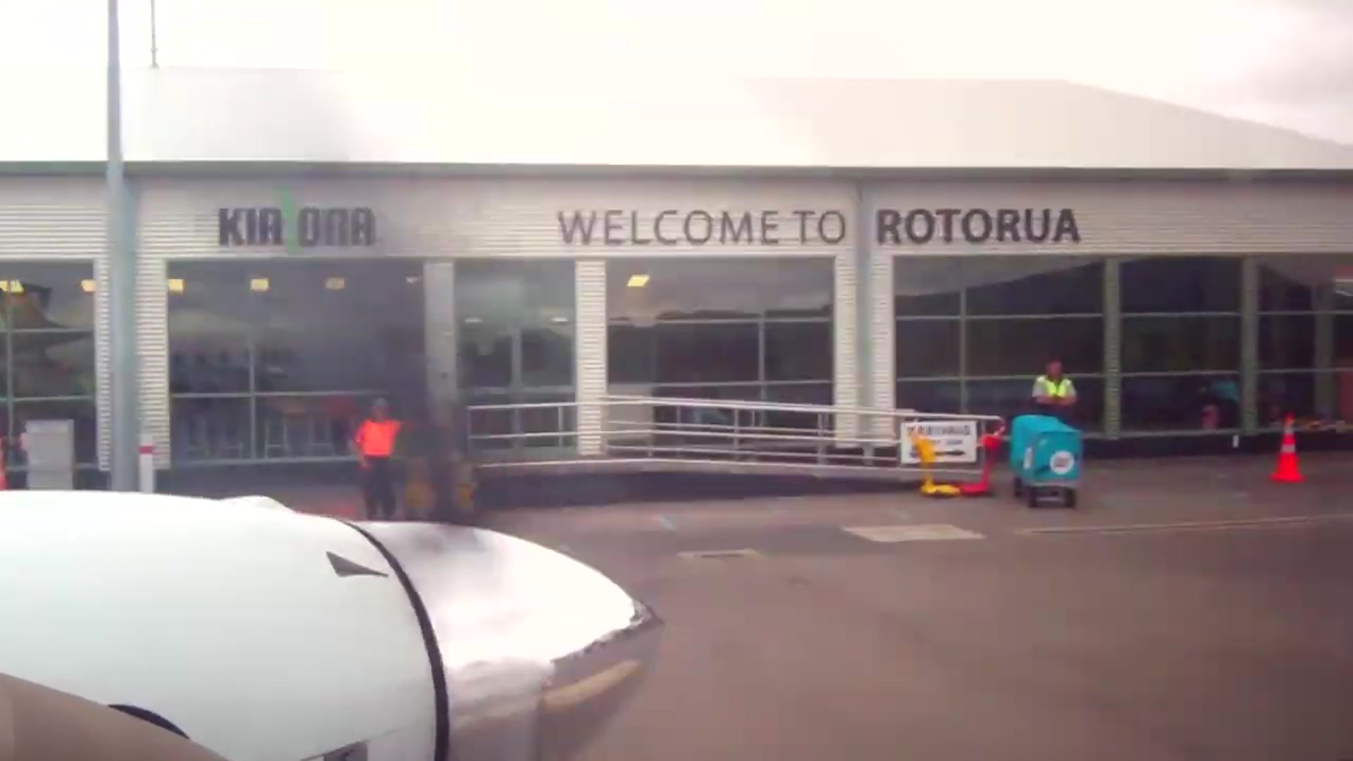 Video thumbnail for Paua fritters(720P HD)